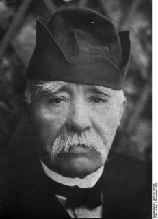 Clemenceau : « Il est plus facile de faire la guerre que la paix. »