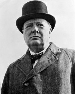 Churchill : « Je n'ai rien à offrir que du sang, de la sueur et des larmes. »