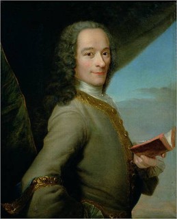 Voltaire : « Il prend envie de marcher à quatre pattes, quand on lit votre ouvrage. »