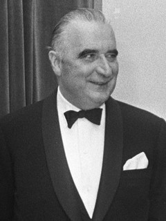 Pompidou : « Notre système, précisément parce qu'il est bâtard, est peut-être plus souple qu'un système logique... »