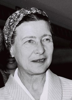 Beauvoir : « La vérité est une, seule l'erreur est multiple. Ce n'est pas un hasard si la droite professe le pluralisme. »